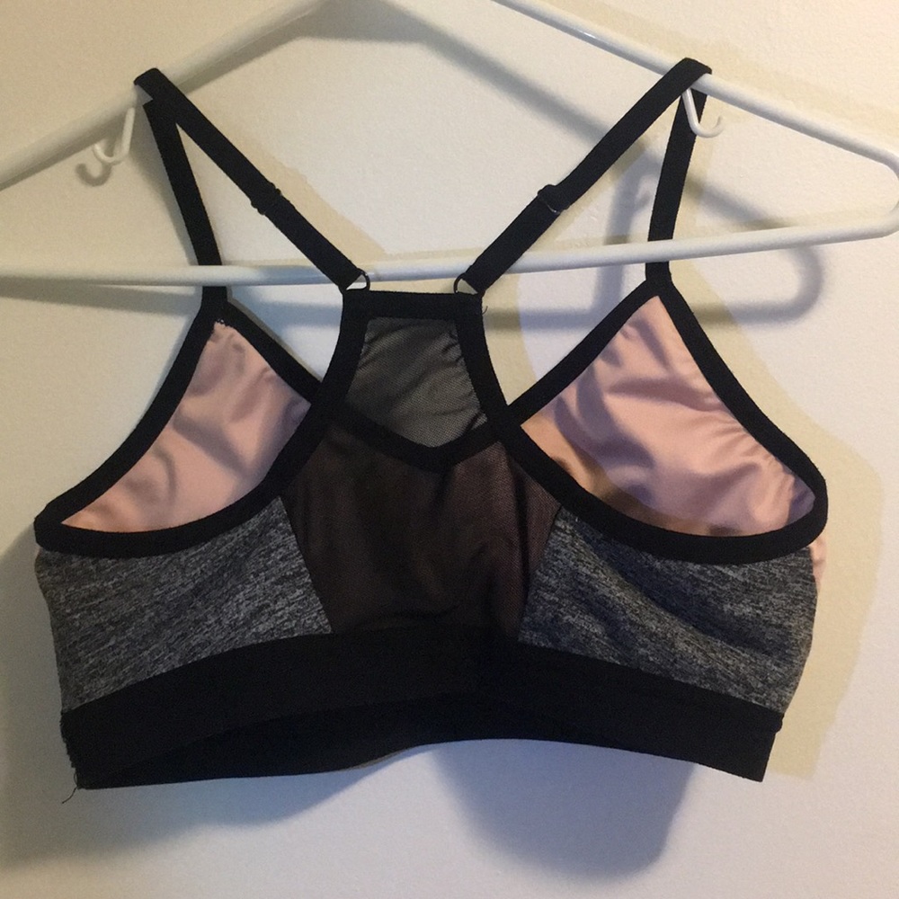 Sports bra - Picture 2 of 6